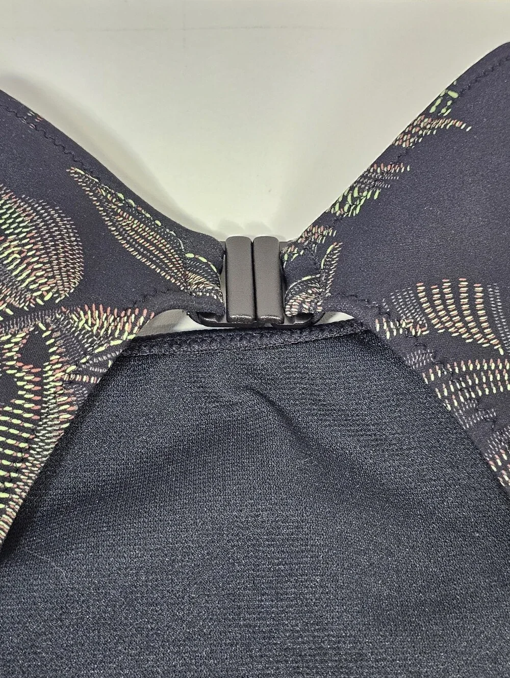 Roxy Pro Wave black crop bikini top Size M
